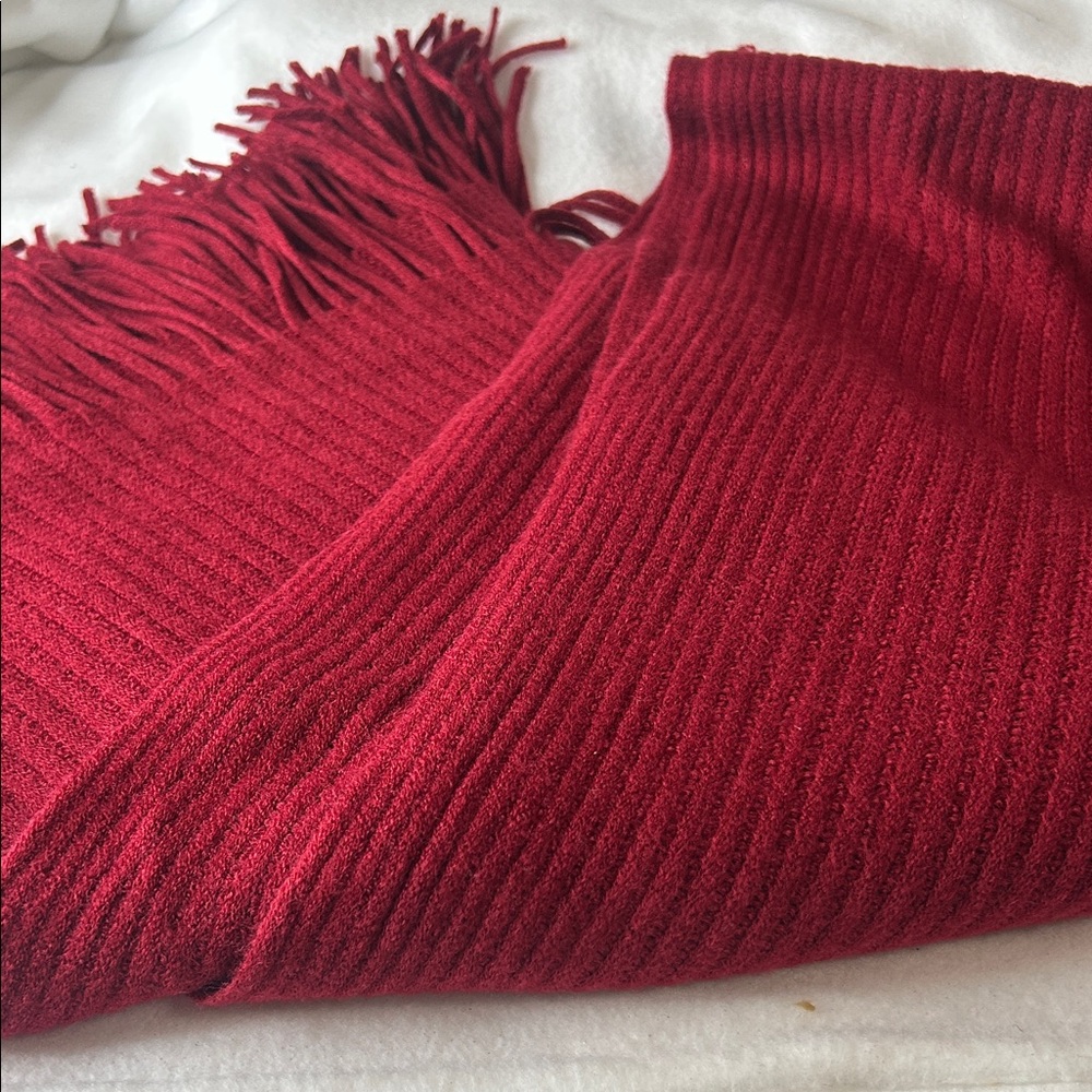 Red Ribbed Fringe Shaw #2060